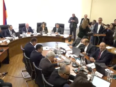 «Հայաստանի էլեկտրական ցանցեր» ՓԲԸ-ի արտոնագրի չեղարկման քննարկումը հետաձգվել է