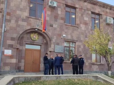 Վեդու ավագանին դրական եզրակացություն տվեց Կարմիր սարում բաց հանքի բացմանը