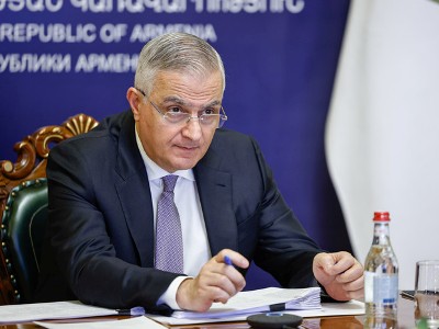 Armenia deputy premier attends Eurasian Economic Commission council meeting