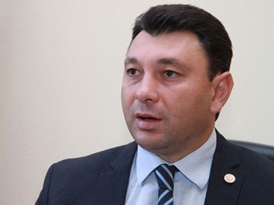 Эдуард Шармазанов: Нужно отложить в сторону политические разногласия и объединиться