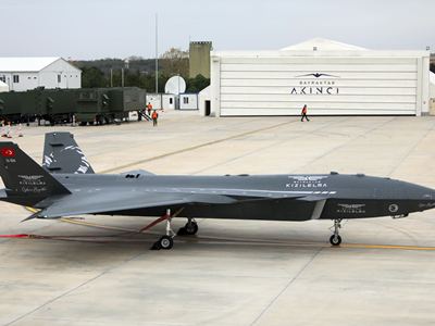 Turkey tests its new unmanned fighter jet for first time