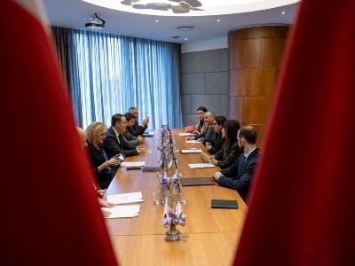 Էկոնոմիկայի փոխնախարարը Վարշավայում քննարկել է «Խաղաղության խաչմերուկ» ծրագրում Լեհաստանի ներգրավման հնարավորություններ