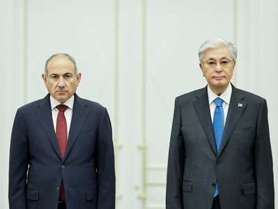 Kazakhstan president at meeting with visiting Armenia PM: Today we will sign historic documents