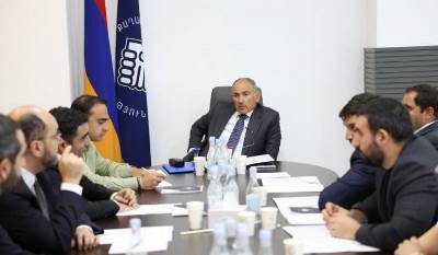 «Հրապարակ». Ելքեր են փնտրում պրոֆեսիոնալների ցուցակում ընդգրկվելու համար