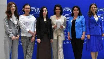 «Հրապարակ». Աննա Հակոբյանի մոտ կրթված կանայք ՔՊ ցուցակում կլինեն