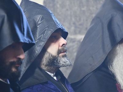 Священнослужители Арагацотнской епархии осудили игнорирование отрывков, упоминающих Католикоса