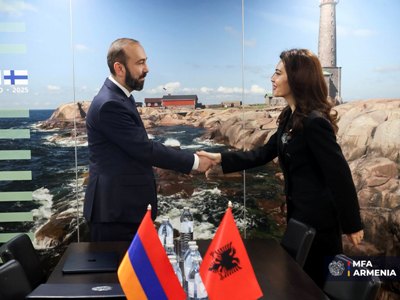 Միրզոյանն ու Ալբանիայի ԱԳ նախարարը քննարկել են երկու երկրի միջև համագործակցության զարգացման հարցեր