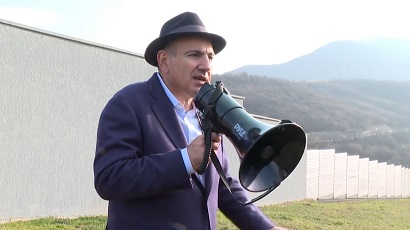 Կիրանցում հայ եւ ադրբեջանցի սահմանապահները հանել են սաղավարտներն ու զրահաբաճկոնները. Փաշինյան