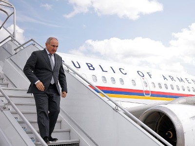 Armenia premier arrives in Germany
