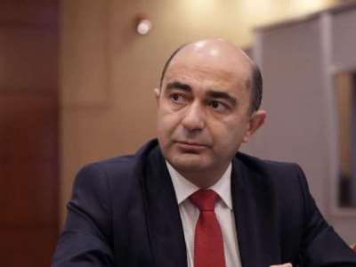 Անմեղ մարդիկ բանտերում են, ավազակները դրսում. Շնորհավոր Մարդու իրավունքների օրը. Մարուքյան