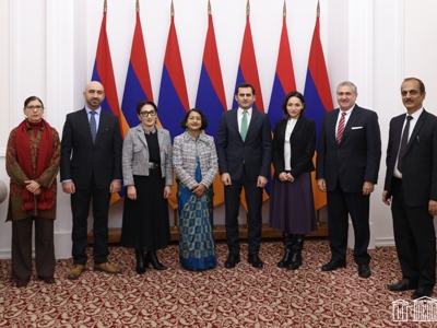 Հնդկաստանը ցանկանում է տեսնել Հայաստանն ուժեղ, իսկ տարածաշրջանը՝ խաղաղ. դեսպան Սինհա