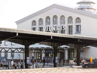 Լիտվան հայտնել է Վիլնյուսի օդանավակայանում աշխատանքը կաթվածահար անող մաքսանենգների ձերբակալման մասին