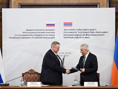 Mher Grigoryan, Alexey Overchuk sign protocol of Armenia-Russia economic cooperation commission meeting in Yerevan