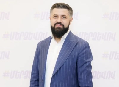 Ես նույնպես գնալու եմ Էջմիածին ժամը 16։00-ին՝ հորդորելով զսպվածությունը և պատասխանատվություն․ Ալիկ Ալեքսանյան (վիդեո)