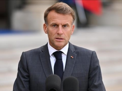 Макрон заявил, что Европа должна быть готова к прямым переговорам с Россией
