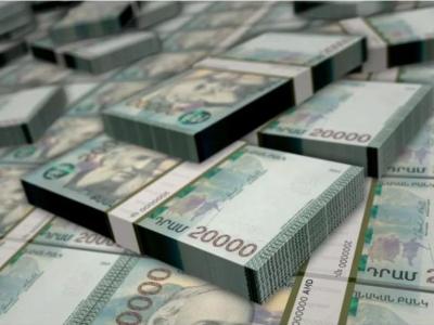 Երեւանում հայտնի պաշտոնյայի կինն ամուսնու բանկային քարտից 4 մլն դրամ է գողացել