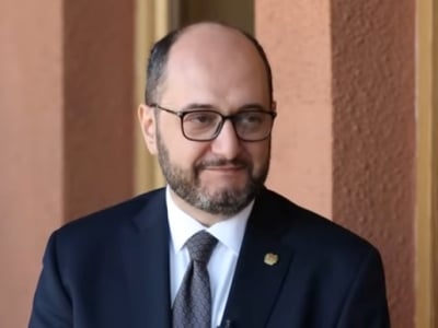 Араик Арутюнян прокомментировал вопрос о жёстком разговоре с Пашиняном: Это абсолютная ложь