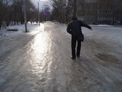 Ամանորի 3 օրերին Երևանում մերկասառույցի հետևանքով 16 հոգի սայթաքել է, որից 14-ը հոսպիտալացվել են