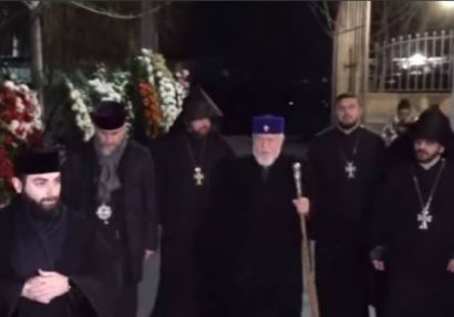 Католикос Всех армян и Серж Саргсян присутствовали на панихиде по отцу Вазгена Саргсяна