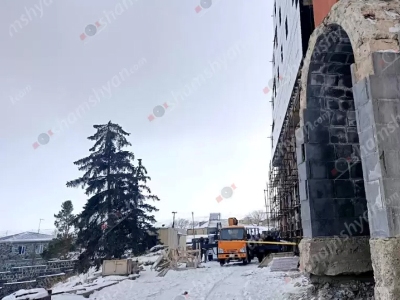 Սևանի ափին գտնվող շինությունում հայտնաբերվել է տղամարդու մшրմին, կա վիրավnր. ճոպանն է կտրվել