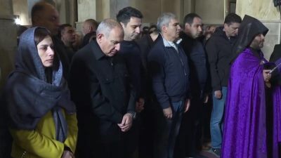«Иравунк»: Усиление кампании против церкви выводит из себя членов Правительства Армении и губернаторов