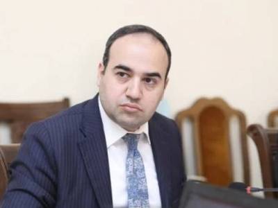 Замминистра труда и социальных вопросов Армении уходит: он поблагодарил всех, кроме Арсена Торосяна
