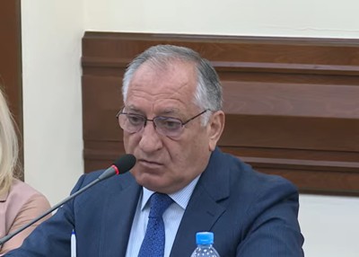 Советник мэра: Утверждение о том, что работа по очистке улиц от снега не проделана, не соответствует действительности