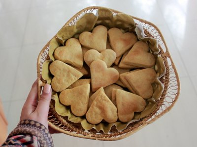 Ուտե՞լ աղի բլիթ, թե՞ չուտել. Հոգևորականի պարզաբանումը (վիդեո)