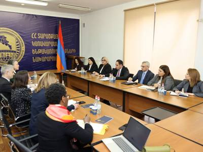 Դավիթ Խուդաթյանն ընդունել է Եվրոպական ներդրումային բանկի պատվիրակությանը․ ինչ ծրագրեր են քննարկվել
