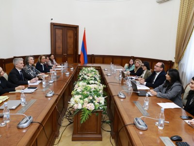 Ֆինանսների նախարարությունում քննարկվել է Եվրոպական ներդրումային բանկի աջակցությամբ իրականացվող ծրագրերի ընթացքը
