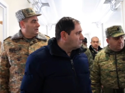 Папикян обнародовал видеоматериал: В эксплуатацию сдана еще одна только отстроенная  воинская  часть