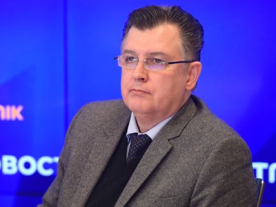 JD Vance's promised investments in Armenia are bluff, Russian political scientist says