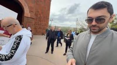 Ակցիա Բըրբանքի Սրբոց Ղևոնդյաց Մայր տաճարում ի պաշտպանություն Վեհափառ Հայրապետի
