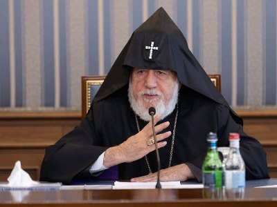 «Гражданский договор»: Все в Армении равны перед законом, включая Католикоса всех армян