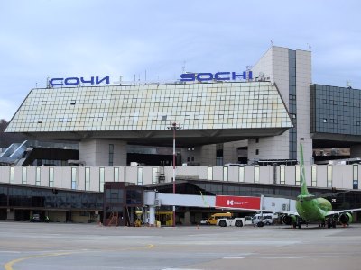 В аэропорту Сочи шестьдесят рейсов на вылет задерживаются: задержаны рейсы и в Ереван