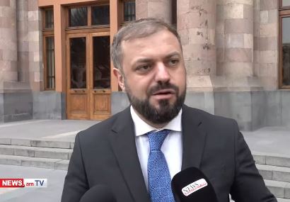 Соратник Пашиняна: Второй президент и Католикос всех армян не имели права избираться на свои должности