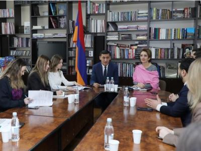 ԿԳՄՍՆ-ում քննարկվել են երիտասարդական քաղաքականության ոլորտում համագործակցության հնարավորությունները