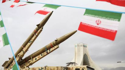 Larijani: Iran will not negotiate with US