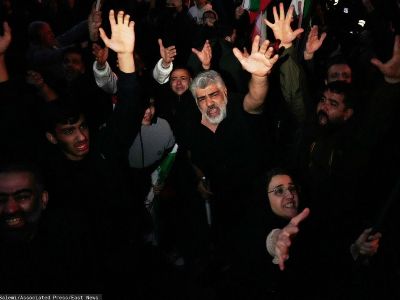 One of Iraq’s religious leaders calls for jihad against US, Israel