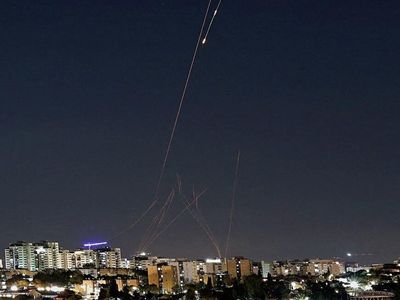 IRGC announces use of hypersonic missiles in 34th wave of strikes