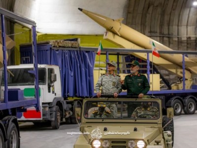Iran shows its underground tunnels full of weapons
