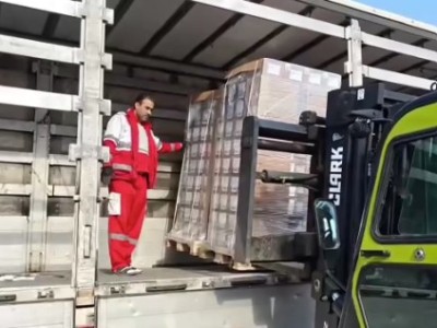 Russian Emergency Ministry plane delivers over 13 tonnes of medicines to Azerbaijan for Iran