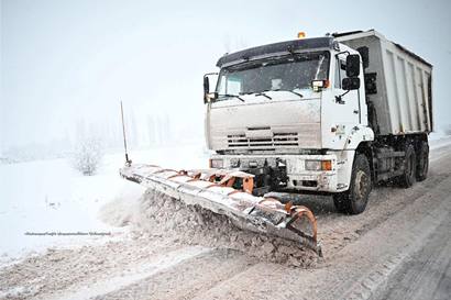 Սևանի, Մարտունիի, Ճամբարակի, Դիլիջանի, Թալինի, Արթիկի, Աշոցքի, Սպիտակի, Սիսիանի տարածաշրջաններում ձյուն է տեղում