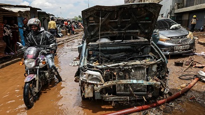 Massive floods in Kenya kill at least 62 people