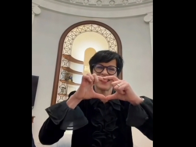 Armenia premier posts video with visiting EU Commissioner for Enlargement (VIDEO)