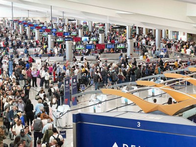 White House reports chaos at US airports due to shutdown