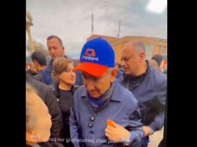 Бывший пленный: Я не знаю подошедшую к Пашиняну женщину – пусть никто не пытается решать свои вопросы от моего имени