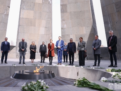 Представители группы дружбы Бельгия-Армения посетили мемориальный комплекс Цицернакаберд