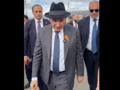 Զենքեր եք առնում, դա լավ ա, բայց հայրենական գիտությանը մատերի արանքով եք նայում. Բնակիչը՝ Փաշինյանին