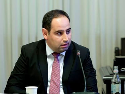 Լրատվամիջոցները անորակ ճանապարհները լուսանկարում են և տպավորություն են ստեղծում, թե դրանք մենք ընդունել ենք. Խուդաթյան